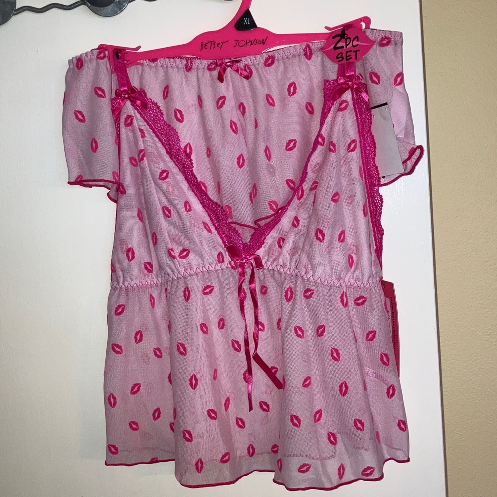 💋Betsey Johnson set 2-pc semi-sheer ruffled hem cami & shorts pjs lounge XL NWT